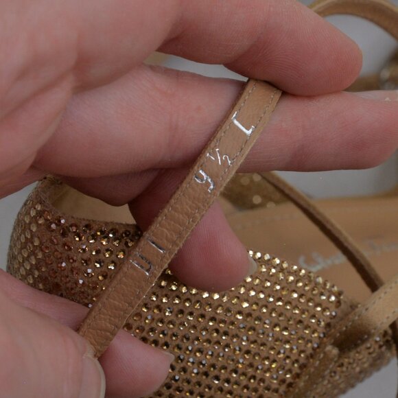NWOB Salvatore Ferragamo Ines X5 Crystal Embelished Ankle Strap Heels Sz 9.5 - Picture 9 of 10
